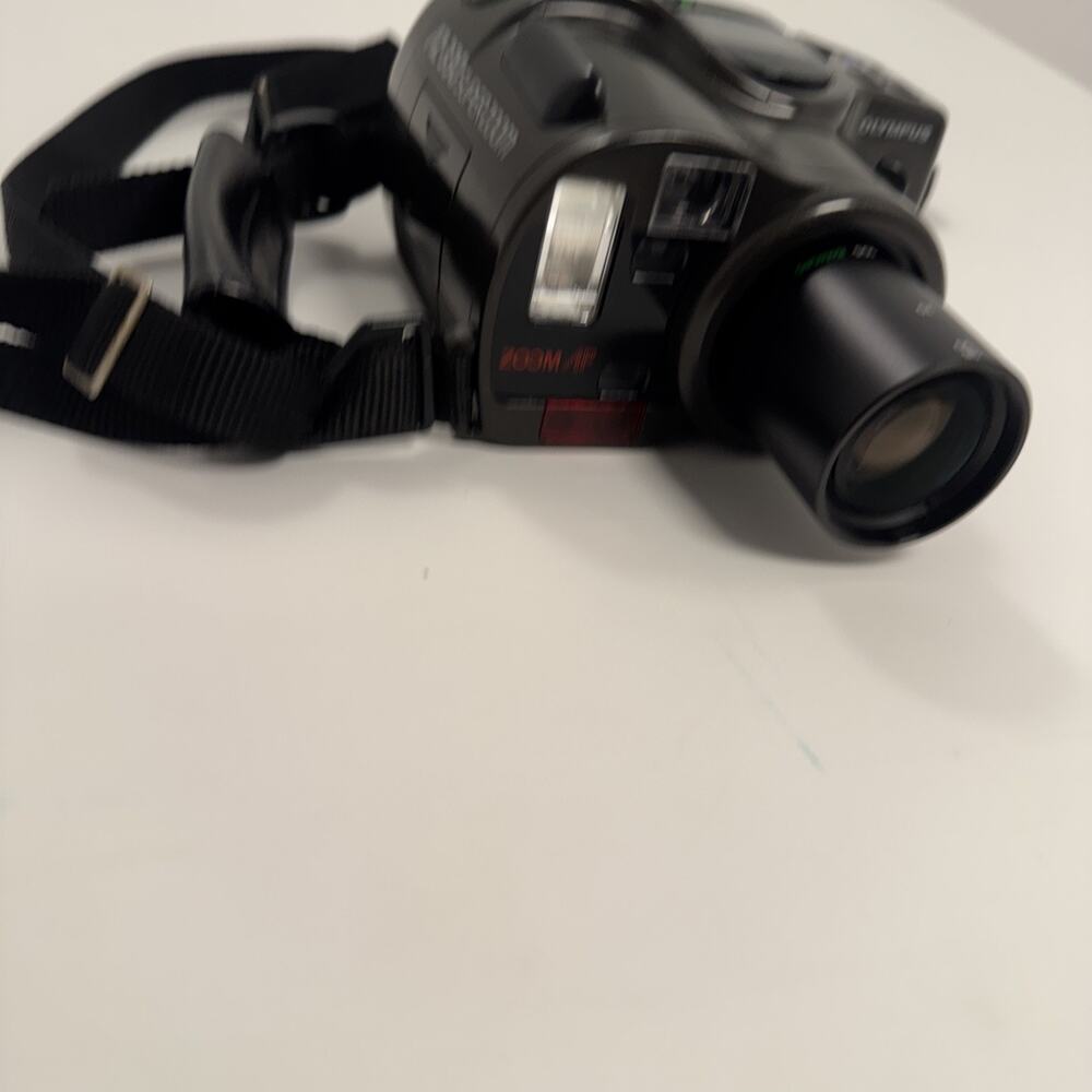 Olympus Camera AZ-330 Super Zoom Infinity Super Zoom 330 Film 35mm With Case - Picture 16 of 16
